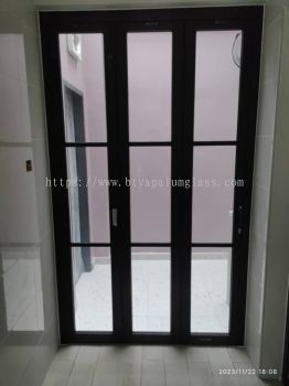 Trackless Folding Door