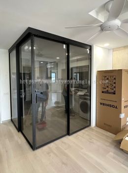 Slim Frame Hanging Door