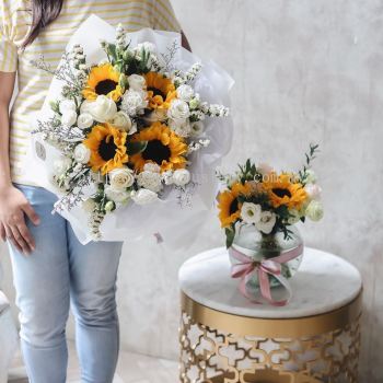 Vase Arrangement - Sunflower