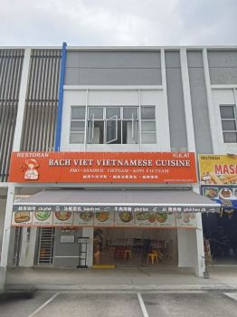 Retractable Awning - Designed for Business, Built for Performance