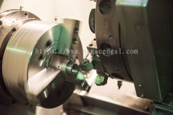 Stainless Steel & Carbon Steel Turning Service