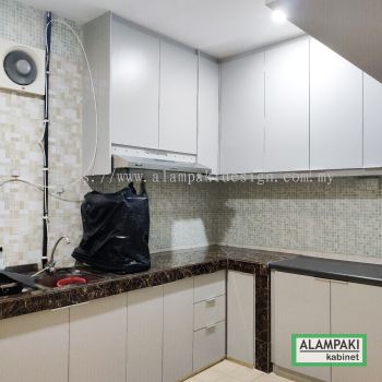 Kitchen Cabinet at Taman Kinrara, Puchong