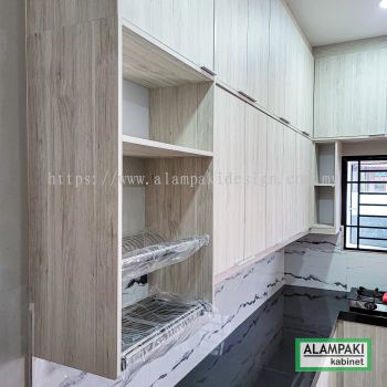 Kitchen Cabinet at Bandar Tasik Kesuma, Beranang