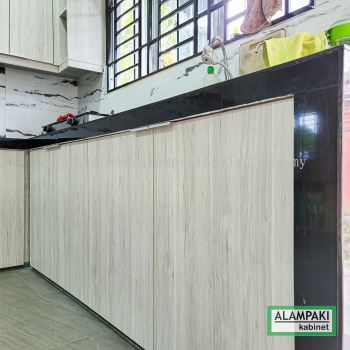 Kitchen Cabinet at Bandar Tasik Kesuma, Beranang