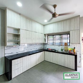 Kitchen Cabinet at Bandar Tasik Kesuma, Beranang