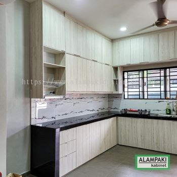 Kitchen Cabinet at Bandar Tasik Kesuma, Beranang