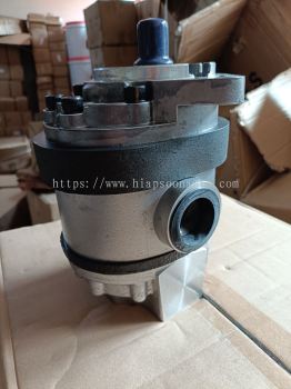 D 126580  CESNA   HYD  PUMP