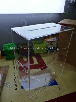 Acrylic tender Box