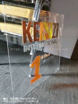 Kennzi Acrylic cut out 3D lettering acrylic poster frame sigange at kota damansata Kuala Lumpur 