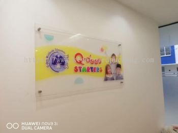 Q-dees starters Acrylic poster frame at bukit tinggi klang