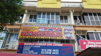 Zigzag billboard banner signage at shah alam 