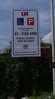 Perfect Driving school Road direction signboard at klang bukit tinggi 