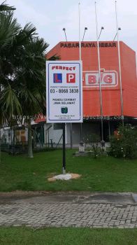 Perfect Driving school Road direction signboard at klang bukit tinggi 