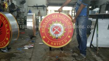 stainless steel gold mirror round logo signage signboard at puchong kuala lumpur