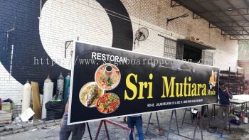 sri mutiara metal gi signage signboard at batu caves selangor