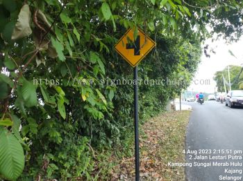 JKR CROSSROADS ON THE LEFT SIGNBOARD BUILDER AT AMPANG | NILAI | KAJANG | SENAWANG