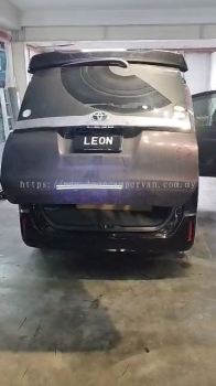 Toyota Voxy Noah R80 intelligent electric TailGate Lift power boot power Tail Gate lift system