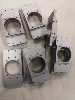  CNC Milling