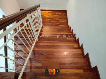 Solid Wood Stair