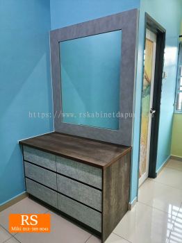 Dressing Table 