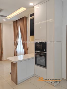 Modern Kitchen 