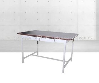 SOSM/S13 General purpose steel table with center drawer (RM 650.00/UNIT)