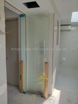 12mm Tempered Glass Subang Jaya | Glass Contractor Subang Jaya | 玻璃承包商 Subang Jaya