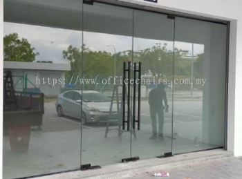 12mm Tempered Glass Banting | Glass Contractor Banting | 玻璃承包商 Banting