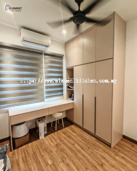 Built in Bedroom Wardrobe with dressing table | study table