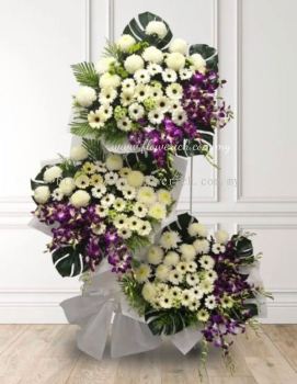 CONDOLENCE FLOWER 1090