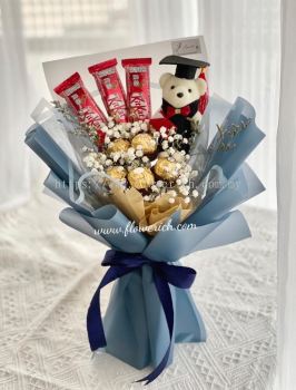 GRADUATION BOUQUET 1002