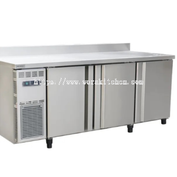 3 Door Counter Chiller/Freezer