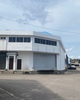 Jalan Timur Kawasan Perindustrian Kulai Timur, Kulai @ 1.5 Storey Terrace Factory FOR SALES