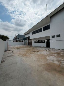 Taman Perindustrian Cemerlang,  Ulu Tiram @1.5 Sty Semi-D Factory FOR RENT