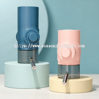 Hanging Pet Water Dispenser Bottle 500ml / 700ml for Dog Cat Cage - No-Wet-Mouth Drinking Feeder