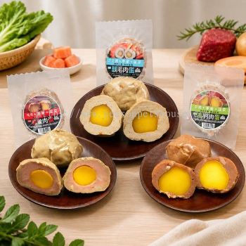 Yummy Meatball Dog Treats with Real Meat & Veggies by Yummy - Salmon, Beef & Chicken Flavours 40g