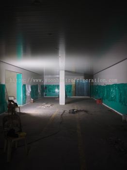 Install Pir Panel Chiller And Processing Room