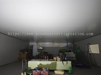 Install Pir Sandwich Panel Processing Room