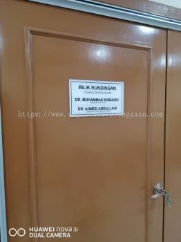 DOOR SIGNAGE ACRYLIC POSTER FRAME ACRYLIC SIGNAGE IN TERENGGANU DUNGUN