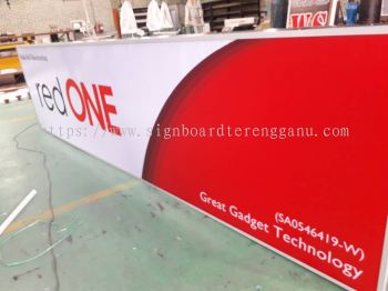 RED ONE LIGHTBOX SIGNBOARD AT KEMAMAN 