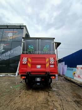 SNOWFIT TRUCK LORRY STICKER AT TERENGGANU KEMAMAN