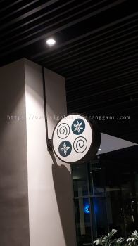 LOCCA ROUND SHAPE DOUBLE SIDE LIGHTBOX SIGNAGE SIGNBOARD AT KUANTAN PAHANG MALAYSIA