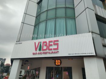 VIBES OUTDOOR ALUMINIUM PANEL BASE CEILING PANEL 3D LED BOX UP LETTERING SIGNBOARD SIGNAGE AT KEMAMAN TERENGGANU MALAYSIA