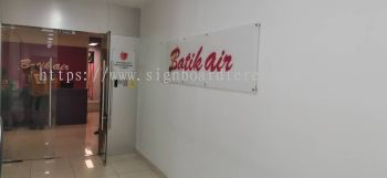 BATIK AIR MALAYSIA INDOOR ACRYLIC POSTER FRAME AT BATU PAHAT CITY, RENGIT, YONG PENG, SEMERAH, PARIT SULONG, SRI GADING, PARIT RAJA, SENGGARANG, TONGKONG PECHAH, SRI MEDAN, PARIT YAANI, AYER HITAM JOHOR MALAYSIA