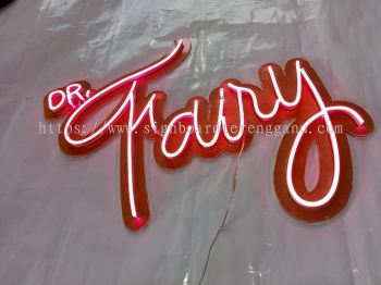 TULISAN LED NEON LETTERING SIGNAGE SIGNBOARD DI BANDAR BERA, TERIANG, MENGKUANG, KEMAYAN, KERAYONG, MENGKARAK, SEBERTAK BERA PAHANG MALAYSIA