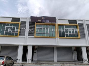 PAPAN TANDA ZIGZAG DI KUALA TERENGGANU TOWN