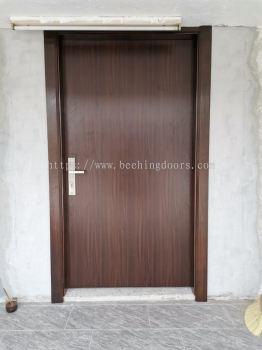 Maindoor