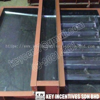 Parapet Mould