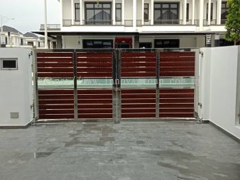 Stainless Steel Main Gate A013