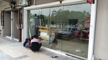 Shop Front Glass & Door At masai Pasir Gudang